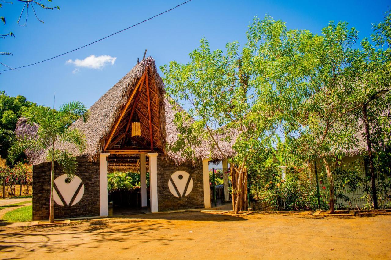 Tiako Villas Ambondrona  Kültér fotó